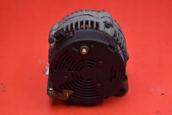 Vaihtovirtageneraattori VW Bora 1.9 TDI 038903023J image 5