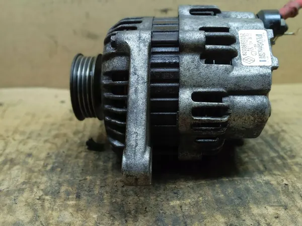 ALTERNATOR Dacia Logan I 1.4 image 4