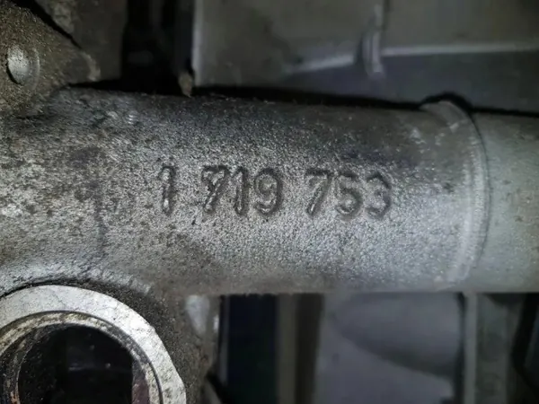 Colector de admisión OEM 1719753 para BMW Serie 5 image 3