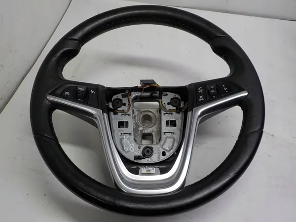 OEM 13317858 K68 Nahkaohjauspyörä - Opel image 2