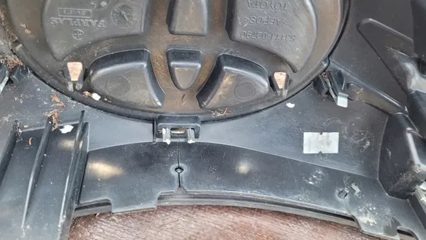 TOYOTA COROLLA E16 GRILL CHROME // 3402 image 8