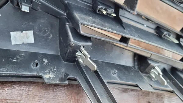 TOYOTA COROLLA E16 GRILL CHROME // 3402 image 9