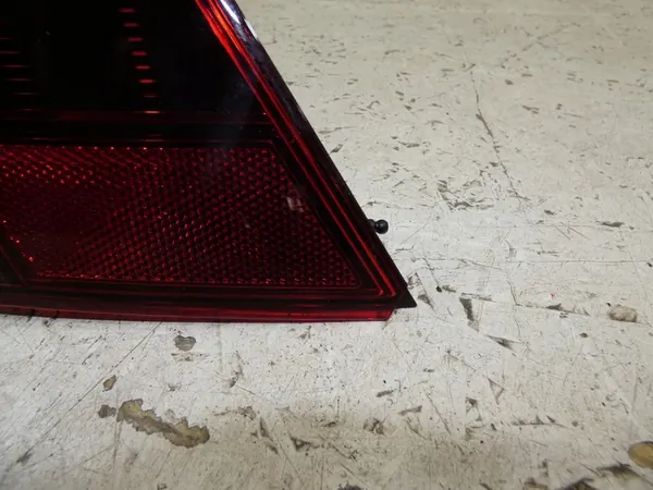 VW Golf VIII luz trasera LED derecha 5H0945096C image 3