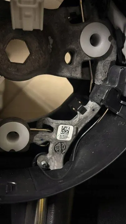 Mazda MX-30 Nahkaohjainpyörä OEM BDMKA1V - Käytetty image 5