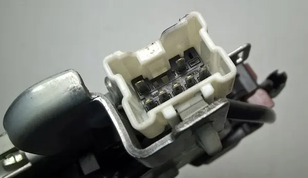 INFINITI FX II QX70 2008-2017 Bagagelås OE 905001CA1B image 6