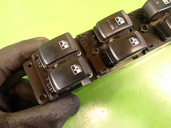 Raam Schakelpaneel Kia Rio II 1.4 image 3