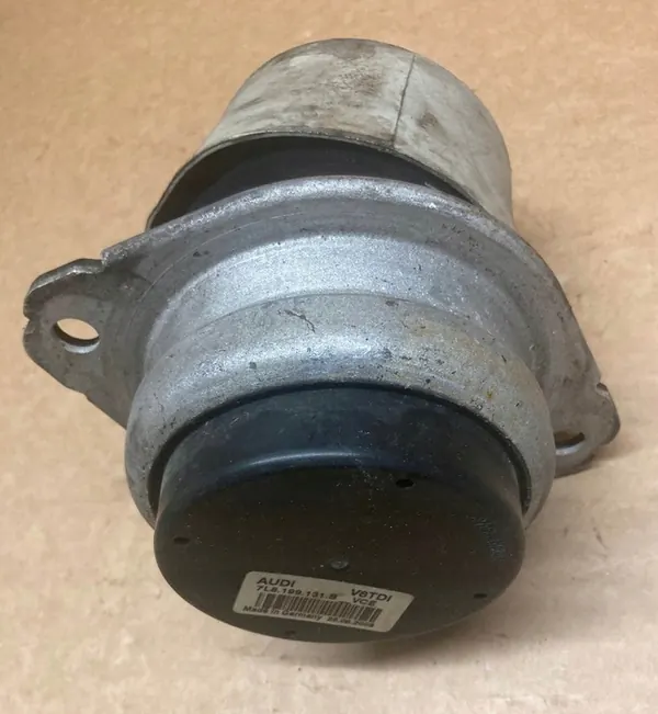 Soporte de motor Audi Q7 4L 4.2 TDI 7L8199131B image 2