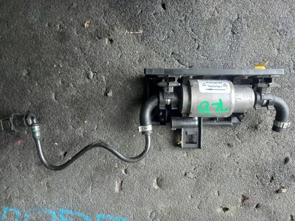 Webasto parkeerverwarming OEM 5Q0201607F voor VW Touran image 2