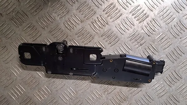 AUDI A6 C7 2.0 TDI Verrou de Coffre 4H0827383A image 4