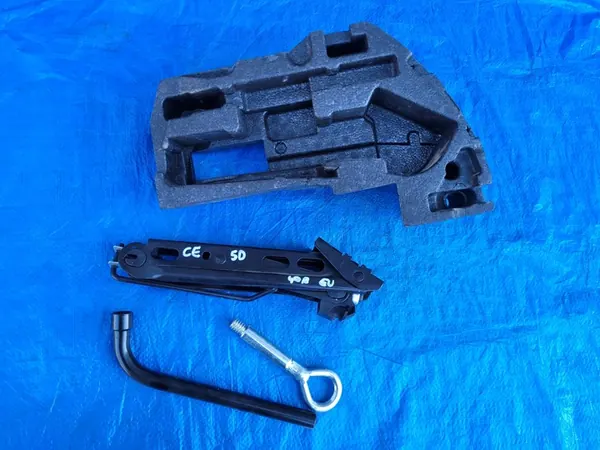 OPEL Corsa E Radreparaturset GM 39011364 image 3