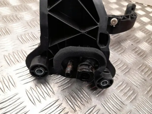 Kytkinpoljin OEM A2472900400 Mercedes-Benz A-Class image 3