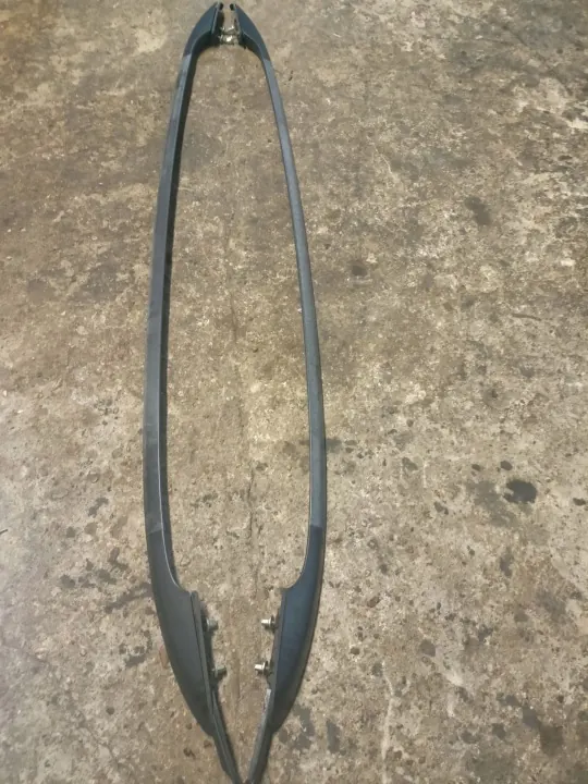Ford Focus MK2 Kombi kattotankit OEM - Mustat image 2