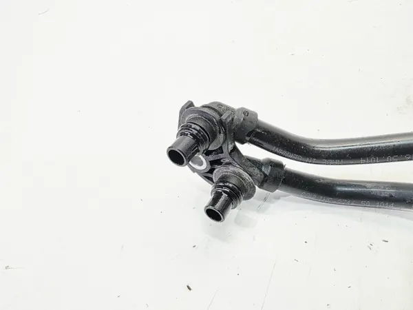 Conduite de refroidissement huile OEM 8W0317801 Audi image 6