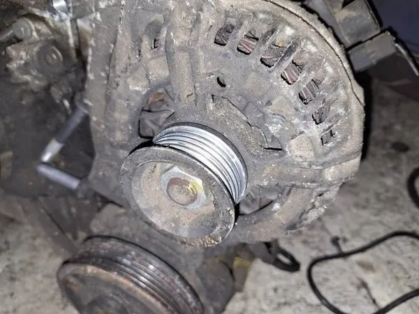 Citroen C4 Grand Picasso Generaattori 2008 2.0L 9649846780 image 2