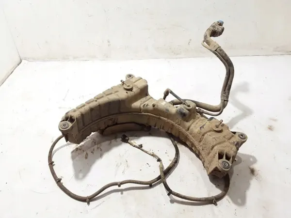 Tanque AdBlue usado OEM 172A27153R para Renault Express image 2