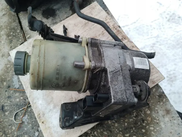 Styrpump OEM 66441133 för VW Polo 9N3 image 2