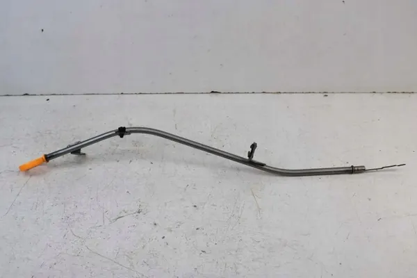 Oliepeilstokbuis OEM 03H115 voor Audi Q7 - Gebruikt image 3