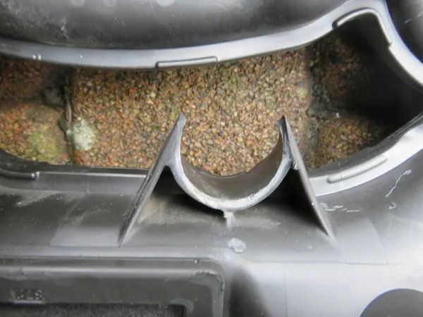 Boîtier de filtre à air Citroen C1, Peugeot 107, Toyota Aygo II image 4