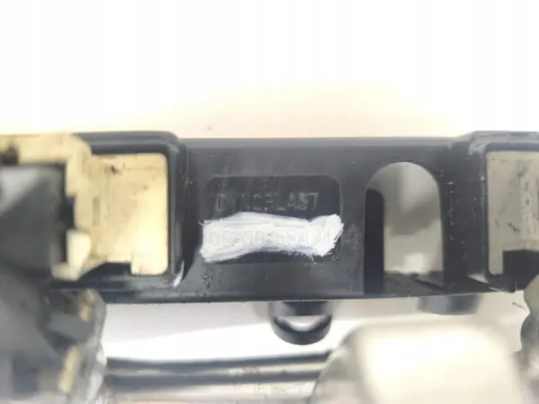 Rail di iniezione Opel Zafira Meriva Astra H 1.6 1.8 OEM 09133177A image 5