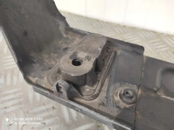 Onderste radiatorsteun OEM 9803302680 Peugeot 308 image 7