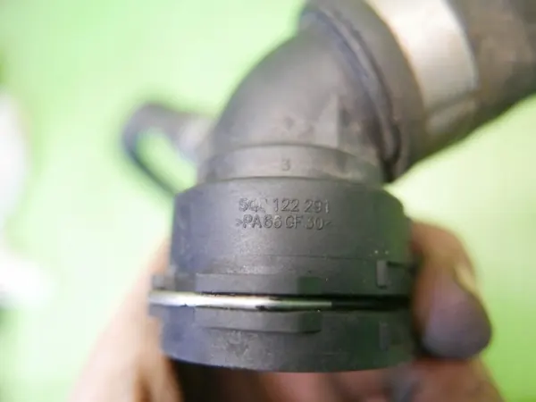 Durite d'eau OEM 5Q0122101CN pour VW Golf VII 2.0 TDI image 7