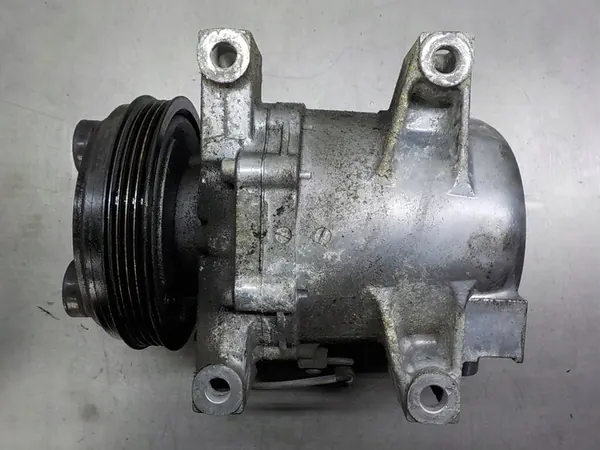 Compressore aria condizionata Subaru Impreza II 2.0 OEM 73111FE040 image 2