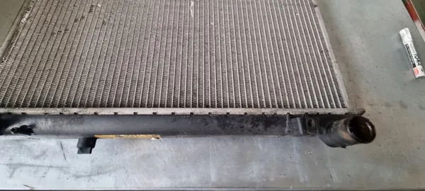 Radiador de agua Jeep para Grand Cherokee image 4