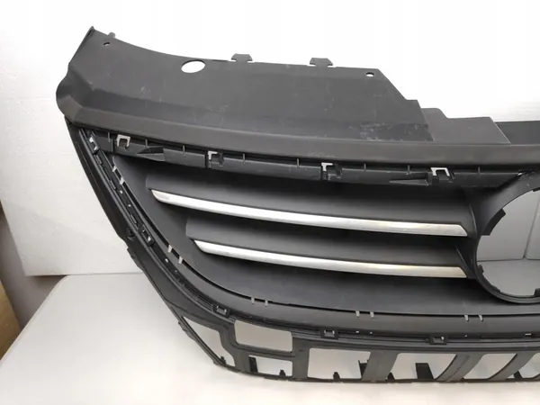 VW Passat CC Front Grill 3C8853651P image 2