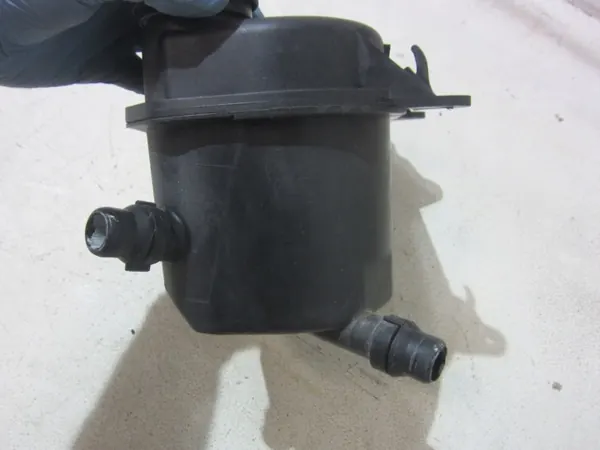 BMW Z3 E36 3.0I M54 Expansionsbehållare OEM 17107514964 image 6