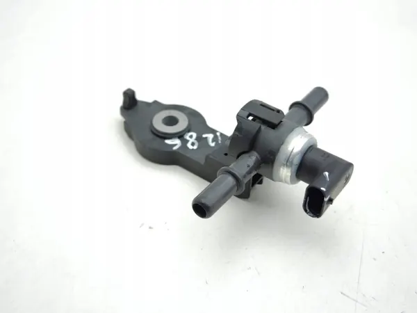 Kraftstoffdrucksensor OEM 81CP10302 für MINI COOPER F56 image 3
