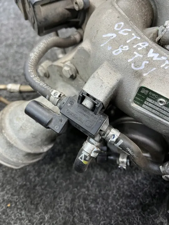 Turbo VW Passat Golf Skoda Octavia 1.8 TSI 06J145701J image 4