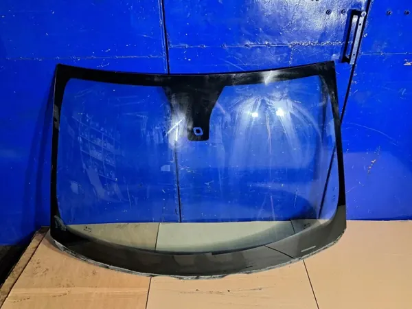 Pare-brise avant Volvo OE d'occasion OEM 31278292 image 2