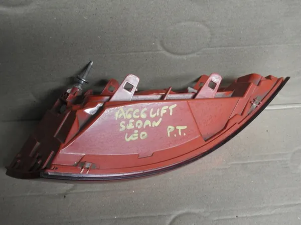 Luz trasera derecha VALEO AUDI A6 (C6) 10.08-03.11 043843 image 4