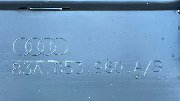 OEM 83A853960A/B Oikea Ovisuojus Audi Q3 2019-24 image 9