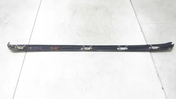 VOLVO XC60 Garniture Avant Gauche 452-13 image 3