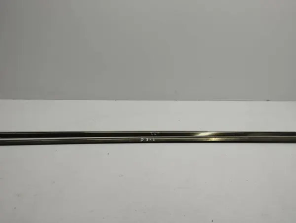 Mercedes-Benz CLK Coupé ikkunanlista OEM AMD167177 image 2