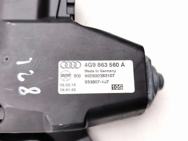 Audi A6 C7 kofferbakrolmechanisme OEM 4G9863560A image 10