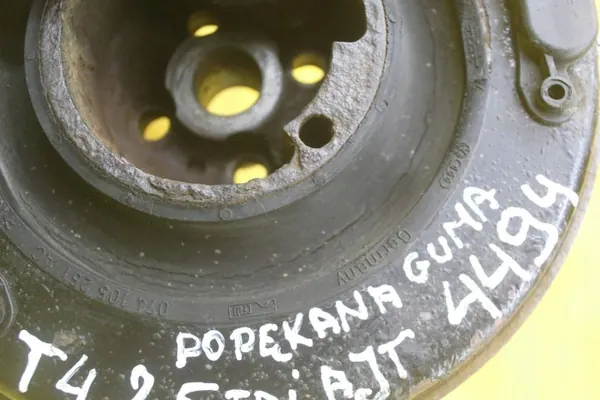 Krukaspoelie OEM 074105251AC voor VW Transporter image 9