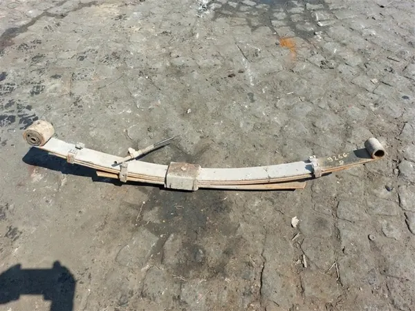 Muelle trasero OEM H200 97-07 R para Hyundai image 2