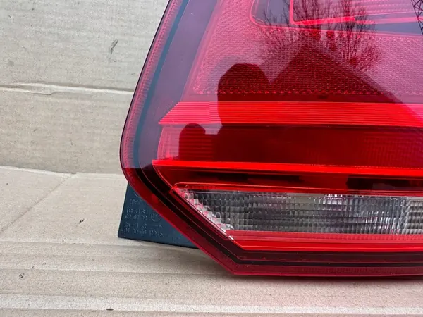 VW POLO 6C Luz Trasera Derecha 6C0945096K image 2