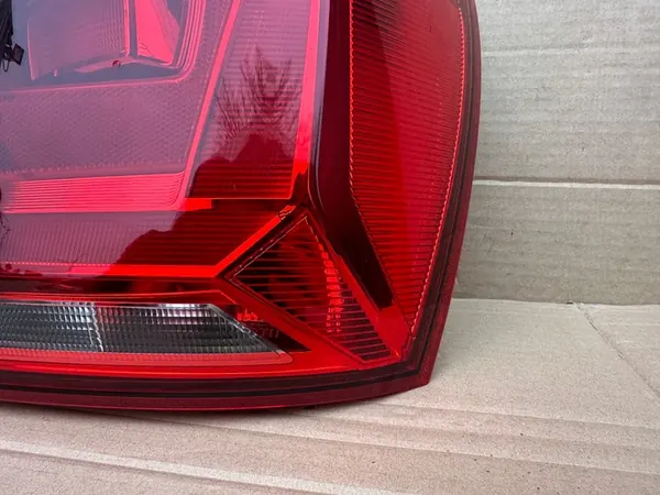 VW POLO 6C Luz Trasera Derecha 6C0945096K image 4