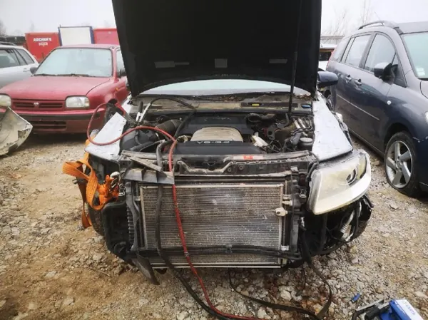 Colector de escape OEM 06e253033e Audi A6 2006 3.2L image 6