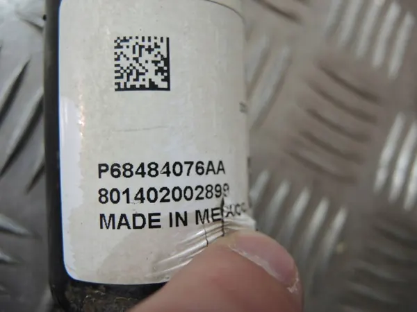 Taka-iskunvaimennin OEM P68484076AA Chrysler Pacificalle image 3