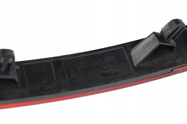 Vasen Takapuskuriheijastin Skoda Superb III 2015-2020 image 3