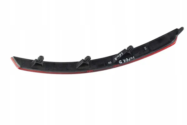 Vasen Takapuskuriheijastin Skoda Superb III 2015-2020 image 4