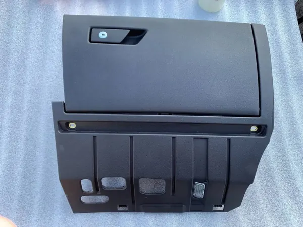 Audi A3 8Y dashboardvak OEM 8Y1857035A image 2