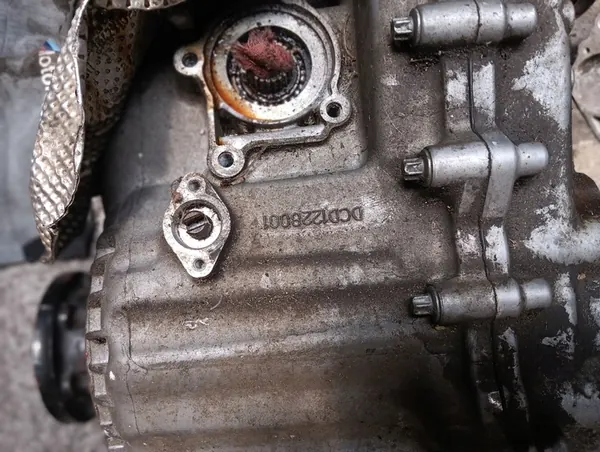 Mercedes W164 ML 3.5B V6 Gearbox Reducer A1642801000 image 2