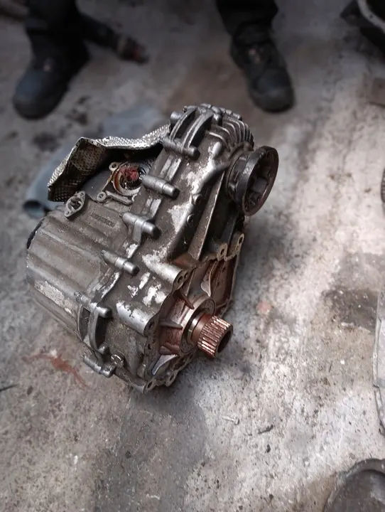 Mercedes W164 ML 3.5B V6 Gearbox Reducer A1642801000 image 4