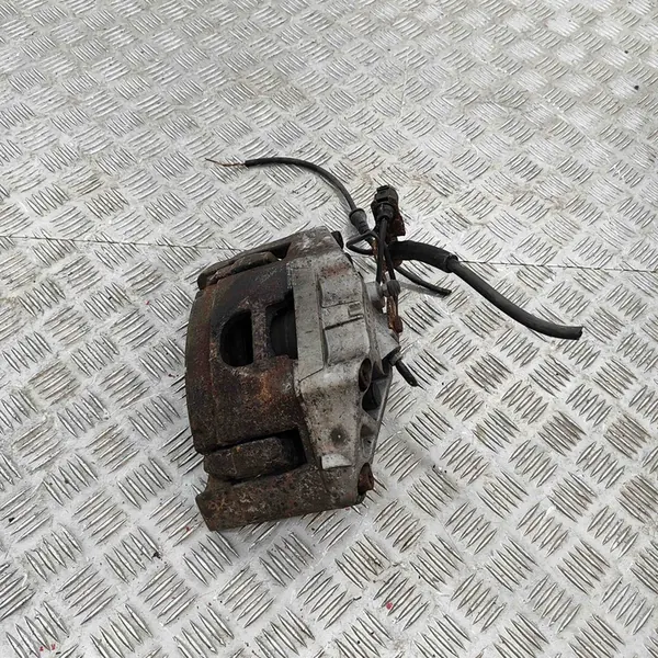 Audi A8 S8 D3 2005 Vasemman etujarrusatula image 3