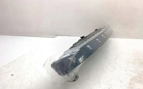 Intermitente derecho Audi Q7 4L parachoques OEM 4L0 953 042D image 5
